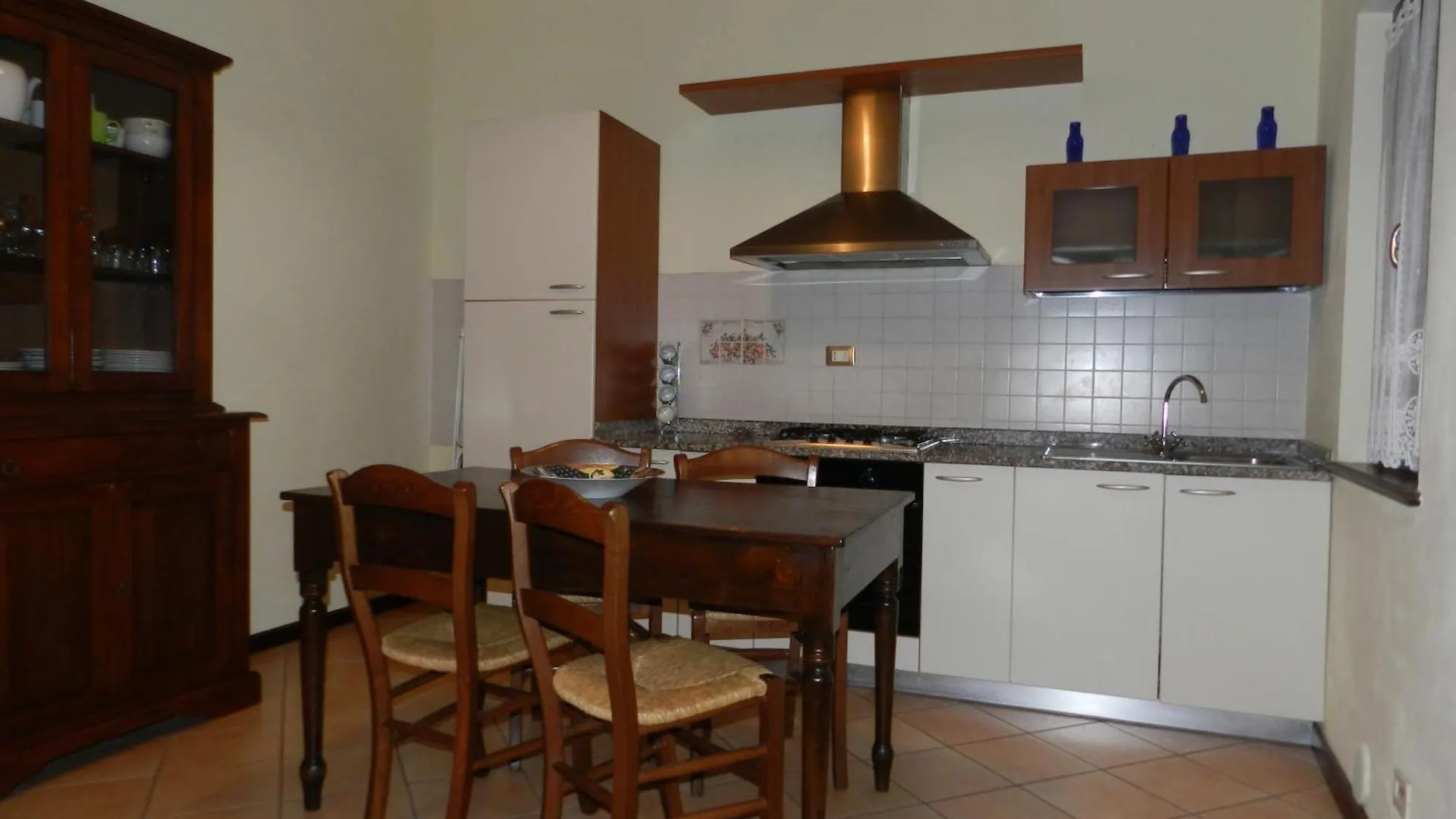 Agriturismo Polla Camporgiano Farm stay